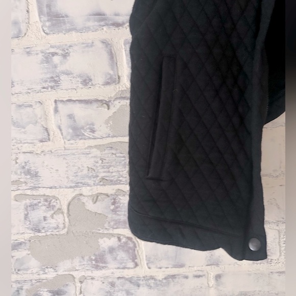Bella Luca | Quilted Black Vest - Picture 9 of 9